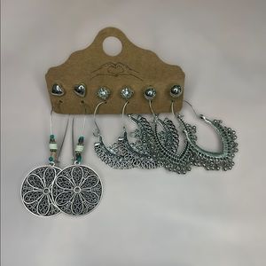 ⭐️ Beautiful Set of Earrings - 6 Pairs